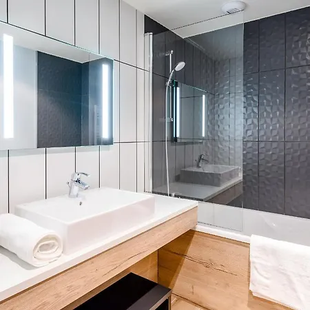 Résidence Club Mmv L'etoile Des Sybelles **** Le Corbier