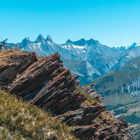 Appart hôtel Résidence Club Mmv L'etoile Des Sybelles ****