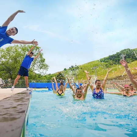 Appart hôtel Résidence Club Mmv L'etoile Des Sybelles ****